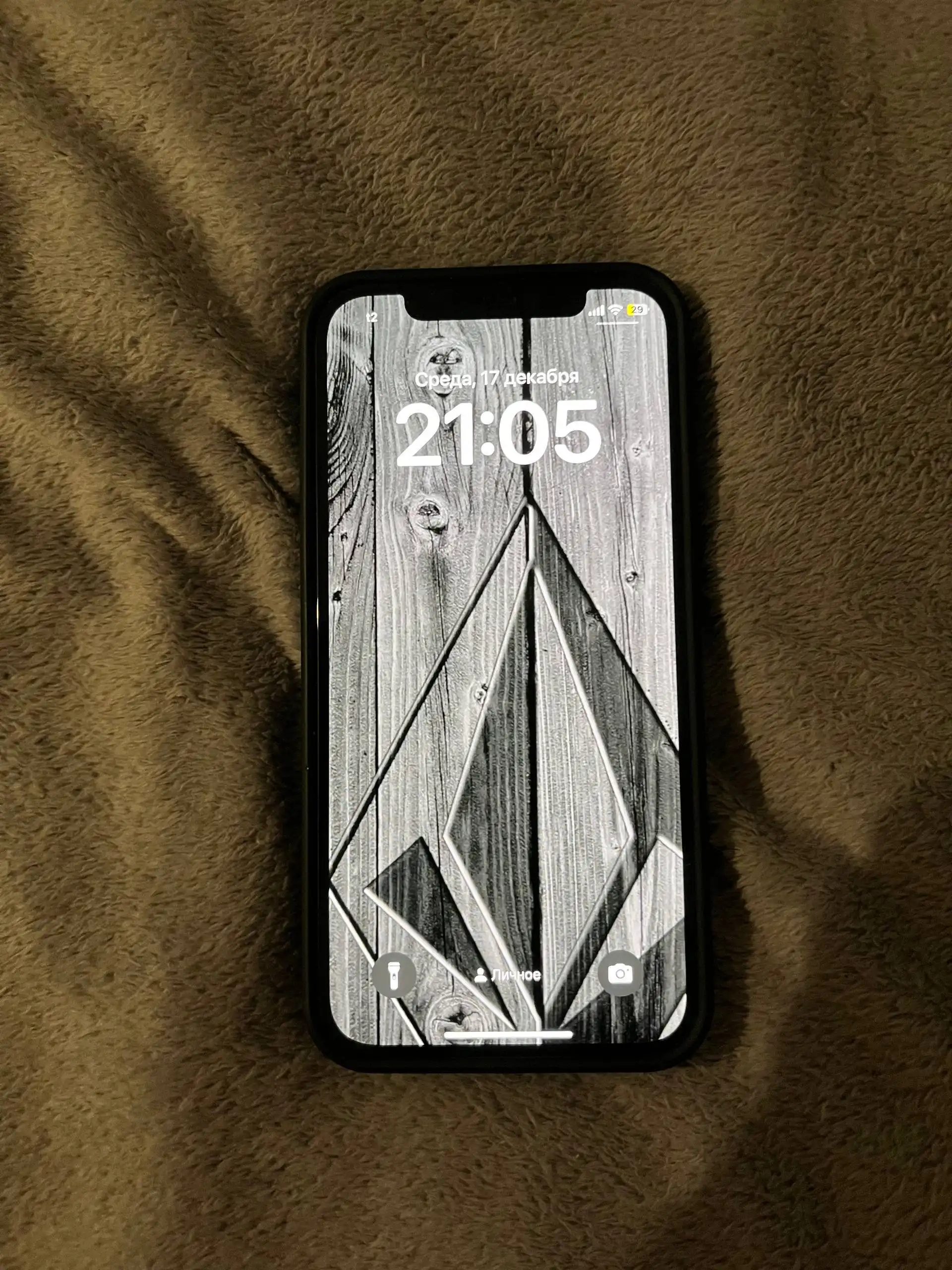 Продажа iPhone 11 и iPhone 12 с дефектами - Смартфоны (Электроника) в Нижний Новгород