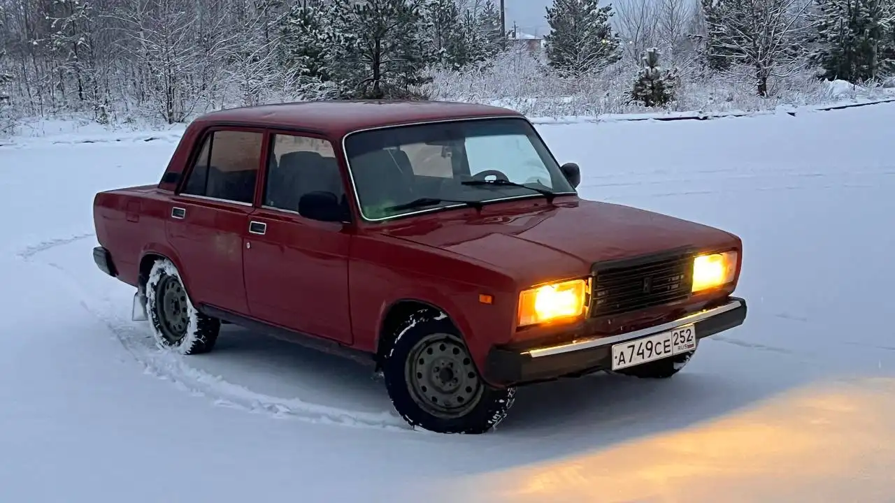 Продажа автомобиля ВАЗ 2107 - Легковые автомобили (Авто) в Нижний Новгород