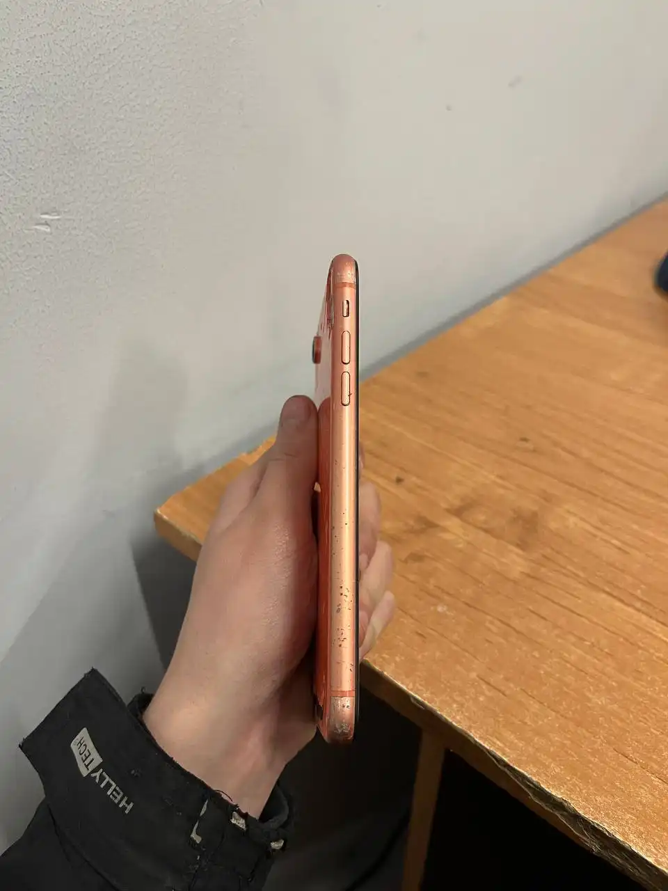 Продам iPhone XR 64ГБ с заменой аккумулятора и дисплея - Смартфоны (Электроника) в Нижний Новгород