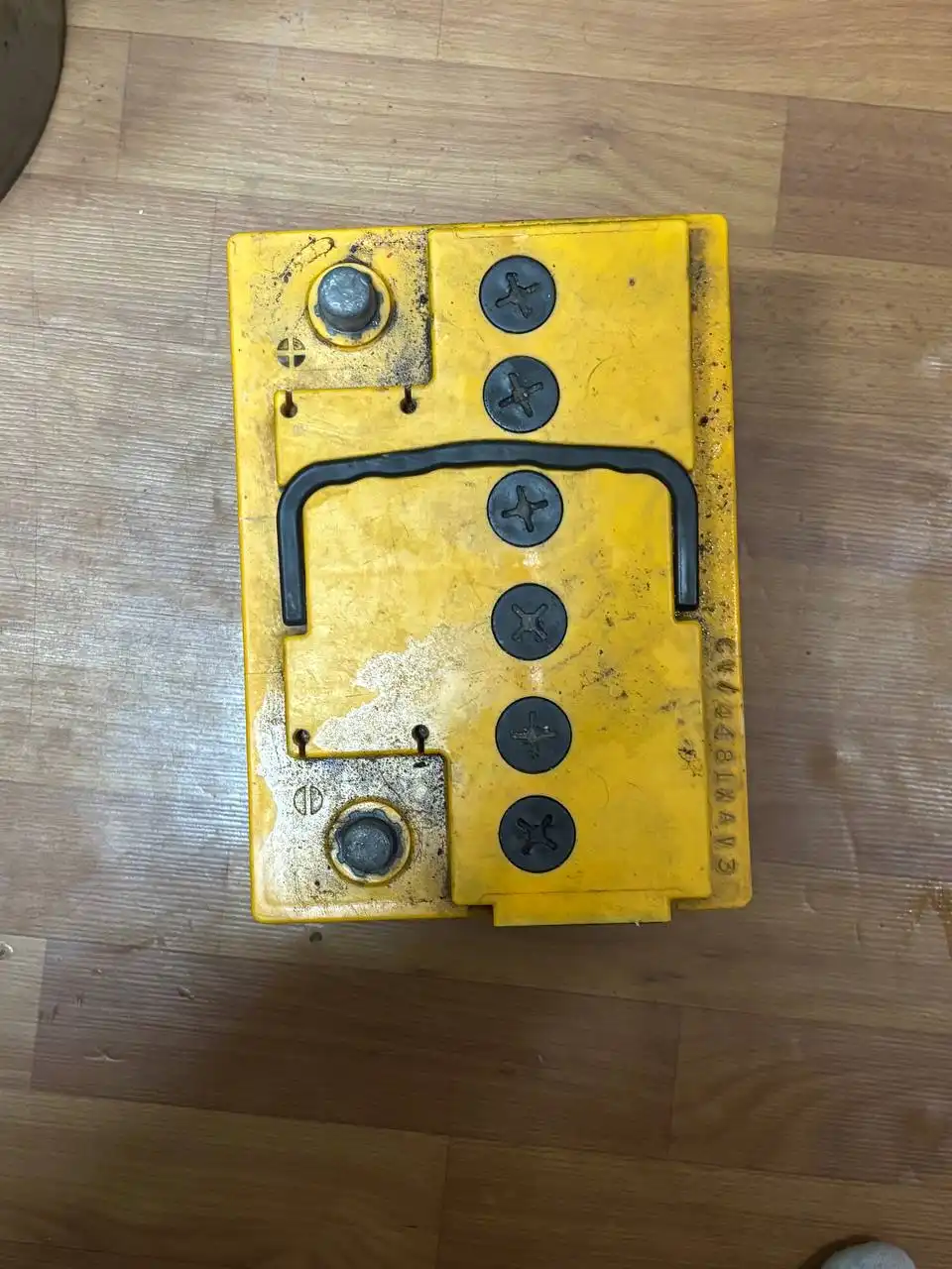 Продажа аккумулятора - Запчасти (Авто) в Нижний Новгород