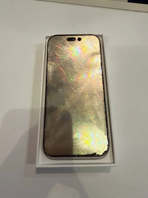 iPhone 16 Pro 256 ГБ с повреждениями - Электроника в Нижний Новгород