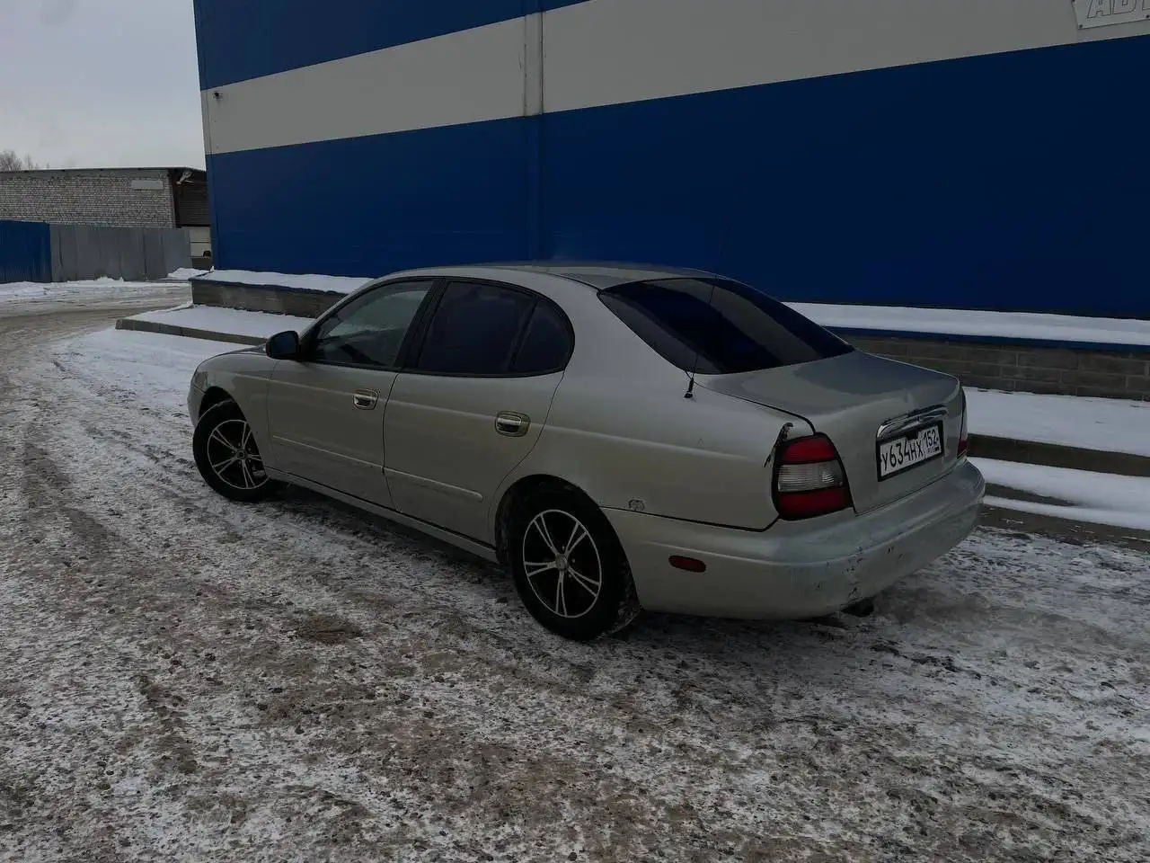 Продажа автомобиля 2000 года с двигателем 2.2 литра - Авто в Нижний Новгород