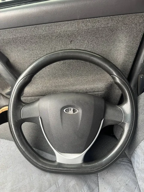 Продам руль приора 2 - Автоаксессуары в Нижний Новгород