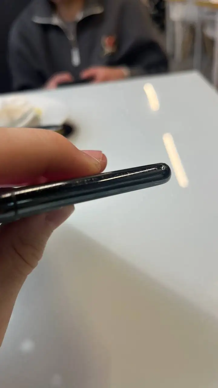 iPhone 11 Pro Max 64GB с iOS 18 и аккумулятором 74% - Смартфоны (Электроника) в Нижний Новгород