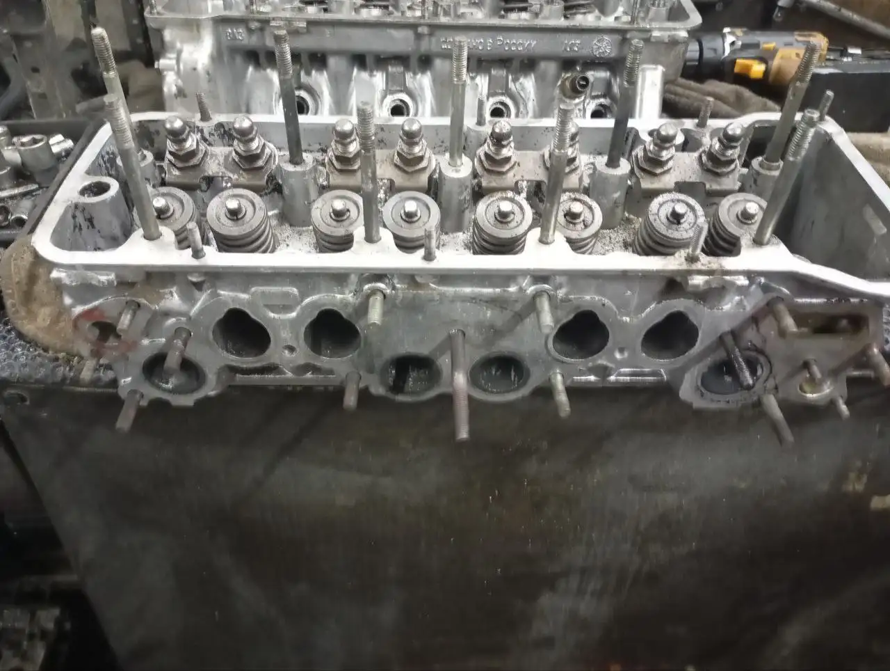 Продам ГБЦ ВАЗ 2107 - Запчасти (Авто) в Нижний Новгород