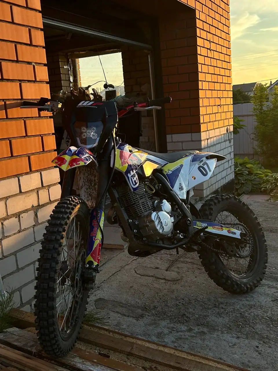 Продажа эндуро 300 кубов - Мотоциклы (Авто) в Нижний Новгород