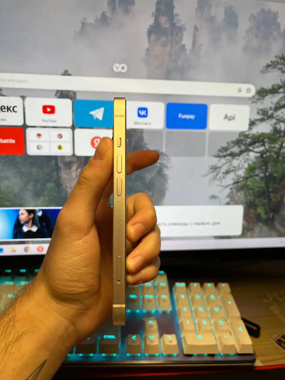 Айфон 14 256гб в хорошем состоянии - Смартфоны (Электроника) в Нижний Новгород