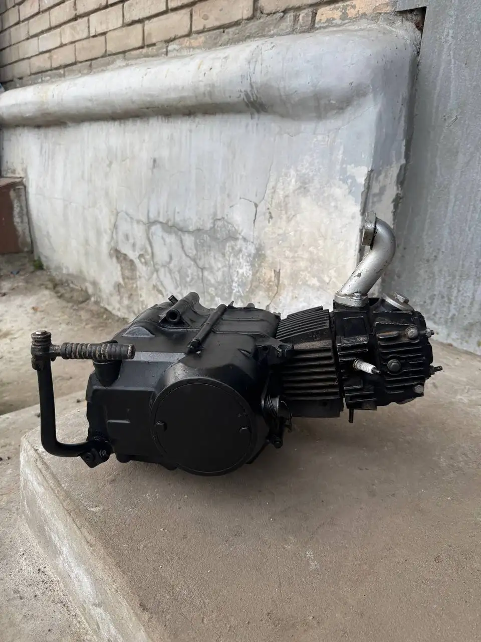 Продам мотор 125 кубов подный ход 9 к - Запчасти (Авто) в Нижний Новгород