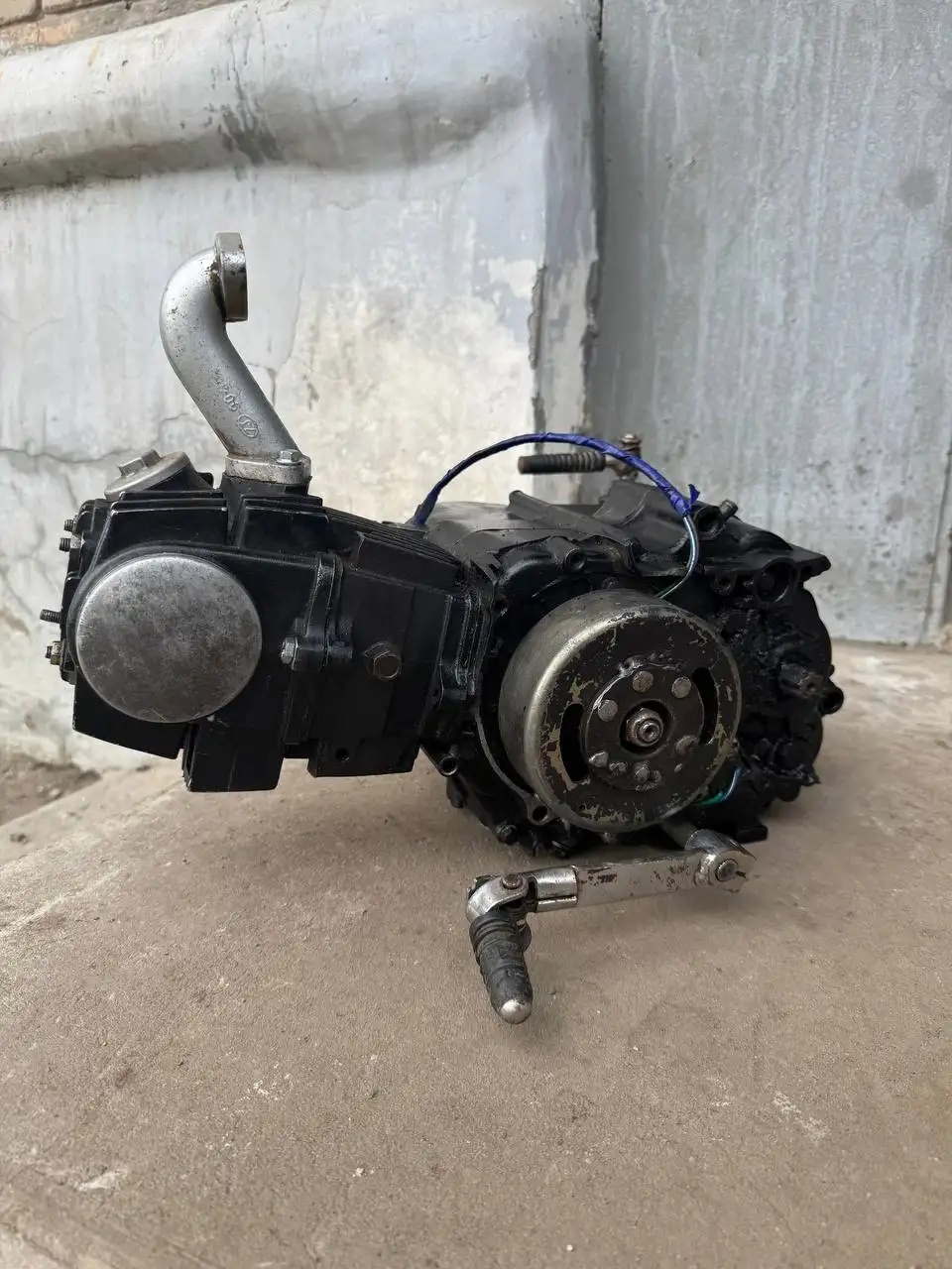 Продам мотор 125 кубов подный ход 9 к - Запчасти (Авто) в Нижний Новгород