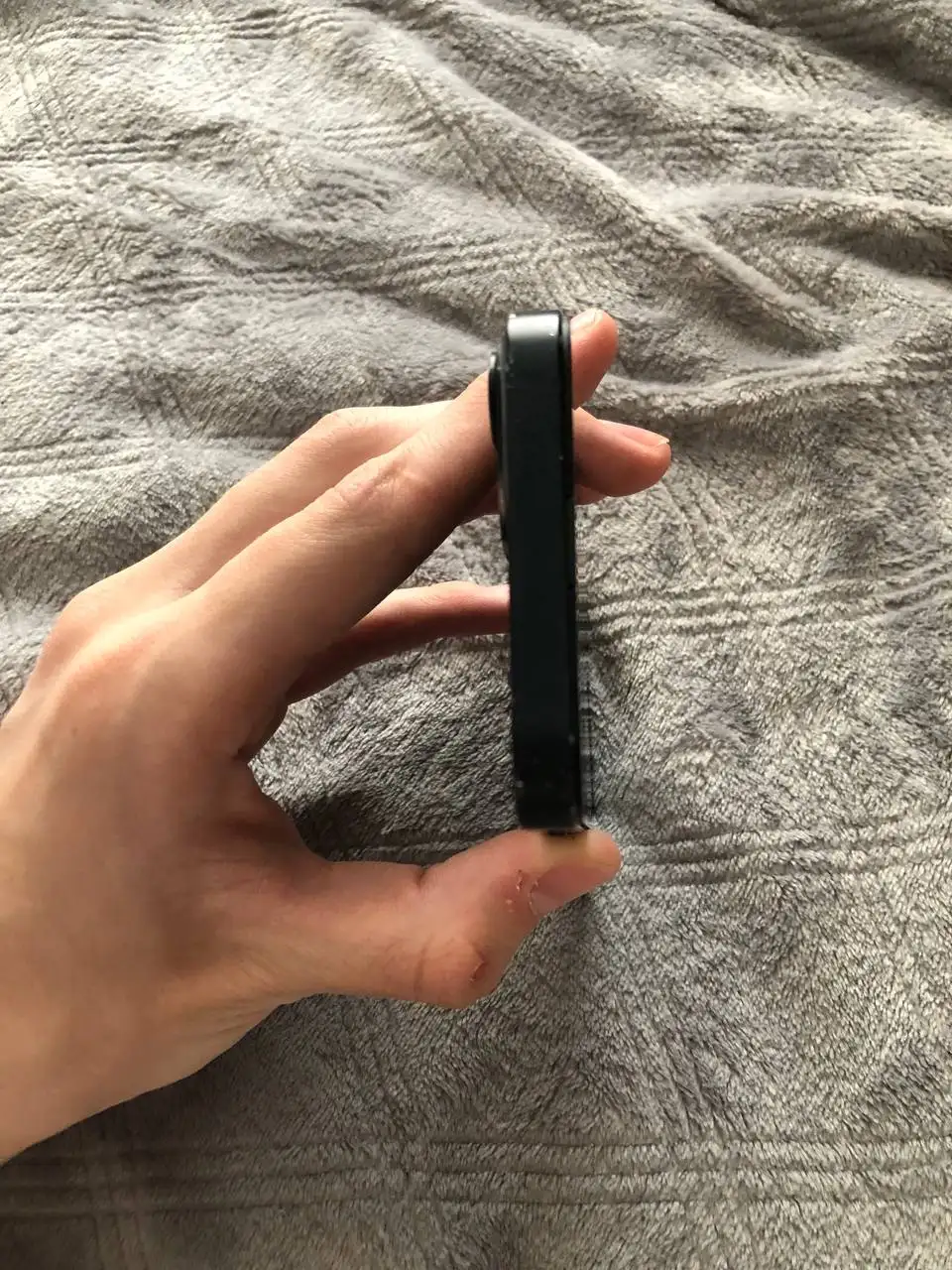 Продам iPhone 13 128гб с дефектами - Смартфоны (Электроника) в Нижний Новгород