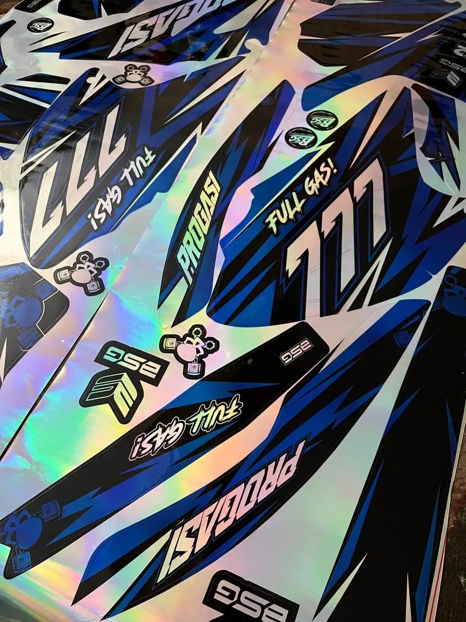 Поклейка графики на эндуро и питбайки - Автоуслуги (Услуги) в Нижний Новгород