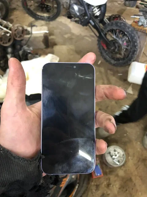 iPhone 12 mini 256 гб с аксессуарами - Наушники в Нижний Новгород
