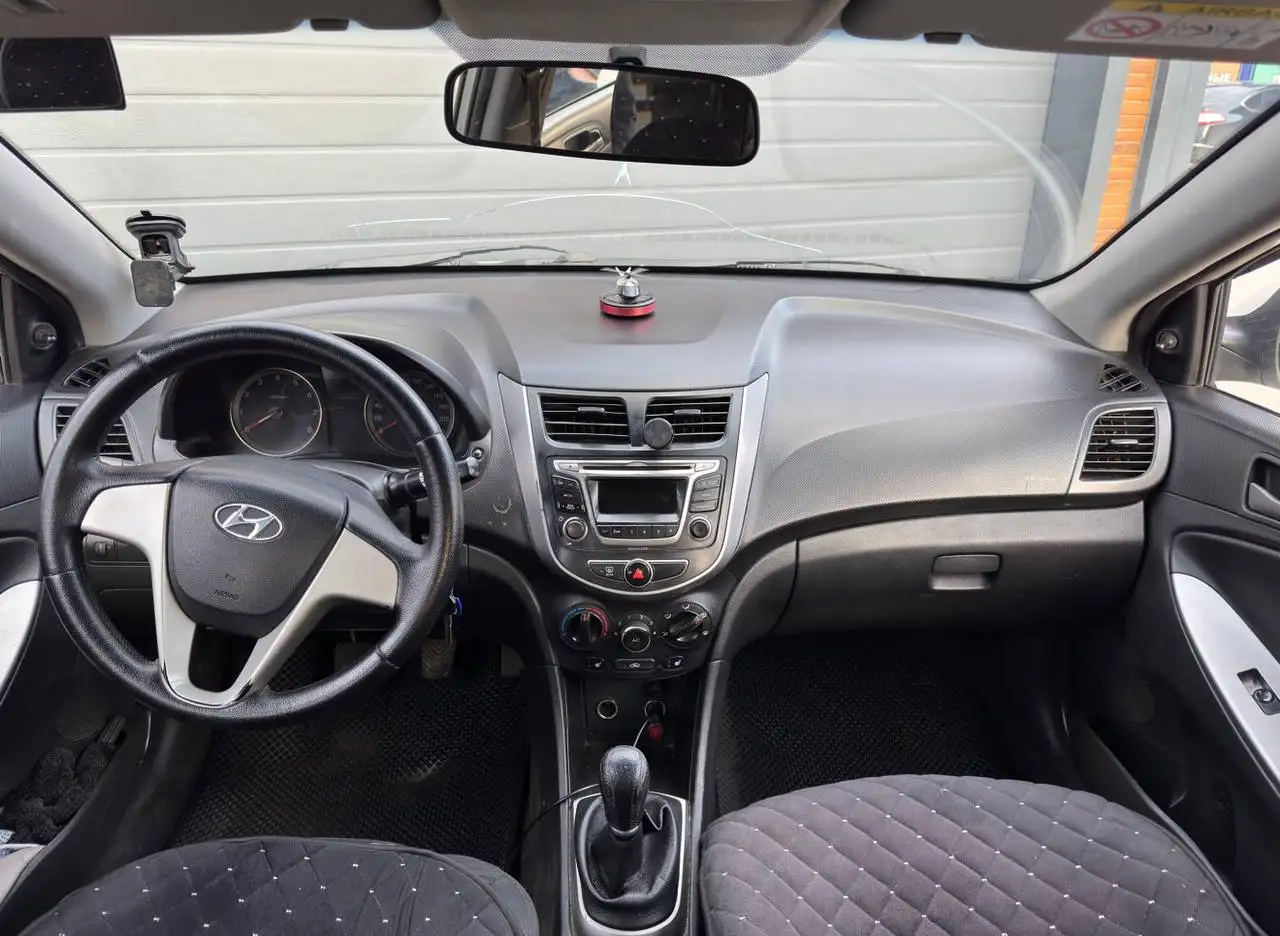 Hyundai Solaris 2014 рестайлинг 1.4 МКПП - Легковые автомобили (Авто) в Нижний Новгород