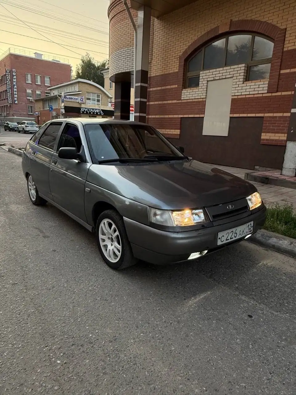 ВАЗ 2112 2004 года в хорошем состоянии - Авто в Нижний Новгород