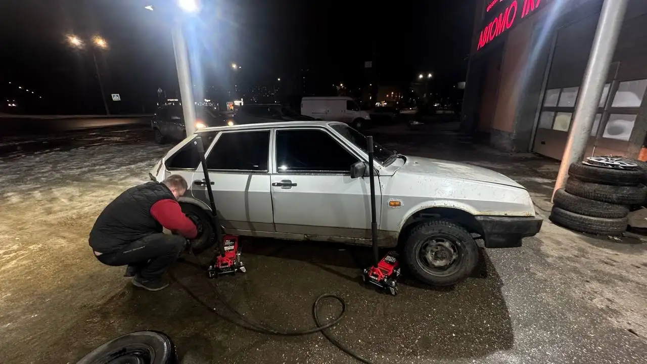 ВАЗ 2103 2003 г.в. с двигателем 1.7, после ДТП - Легковые автомобили (Авто) в Нижний Новгород