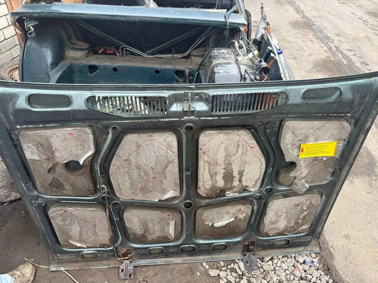 Продажа автозапчастей: капот, крышка багажника, заднее стекло - Кузовные запчасти (Запчасти) в Нижний Новгород