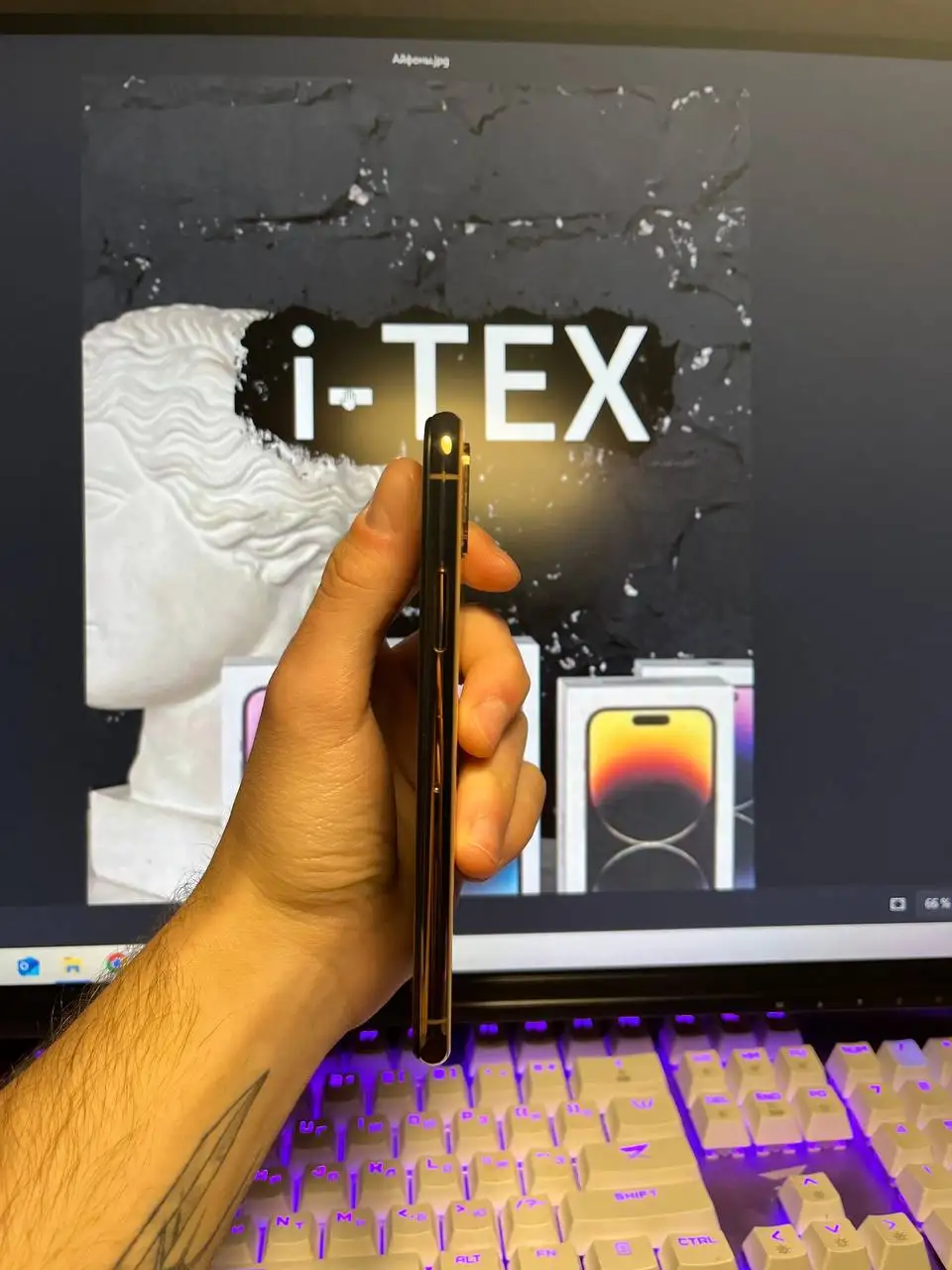 Айфон XS 64 ГБ золотой - Смартфоны (Электроника) в Нижний Новгород