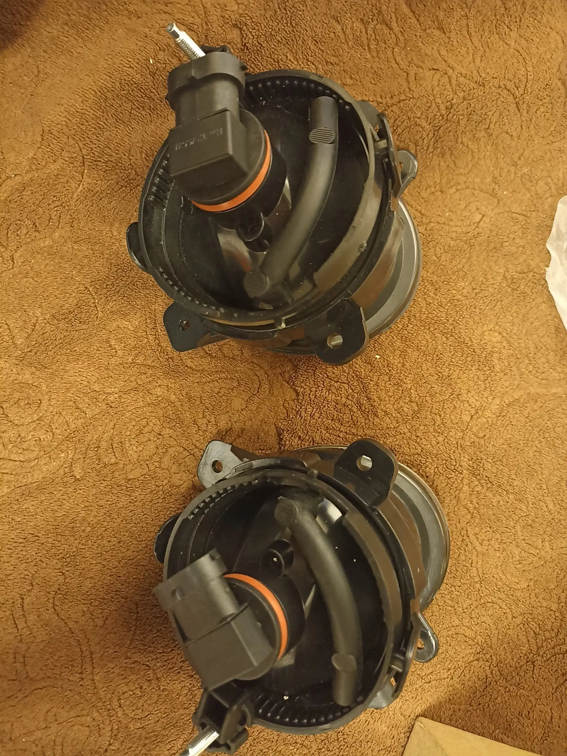 Туманки, молдинги, буквы багажника, заглушки туманок, подсветка номера для Гранта - Запчасти в Нижний Новгород