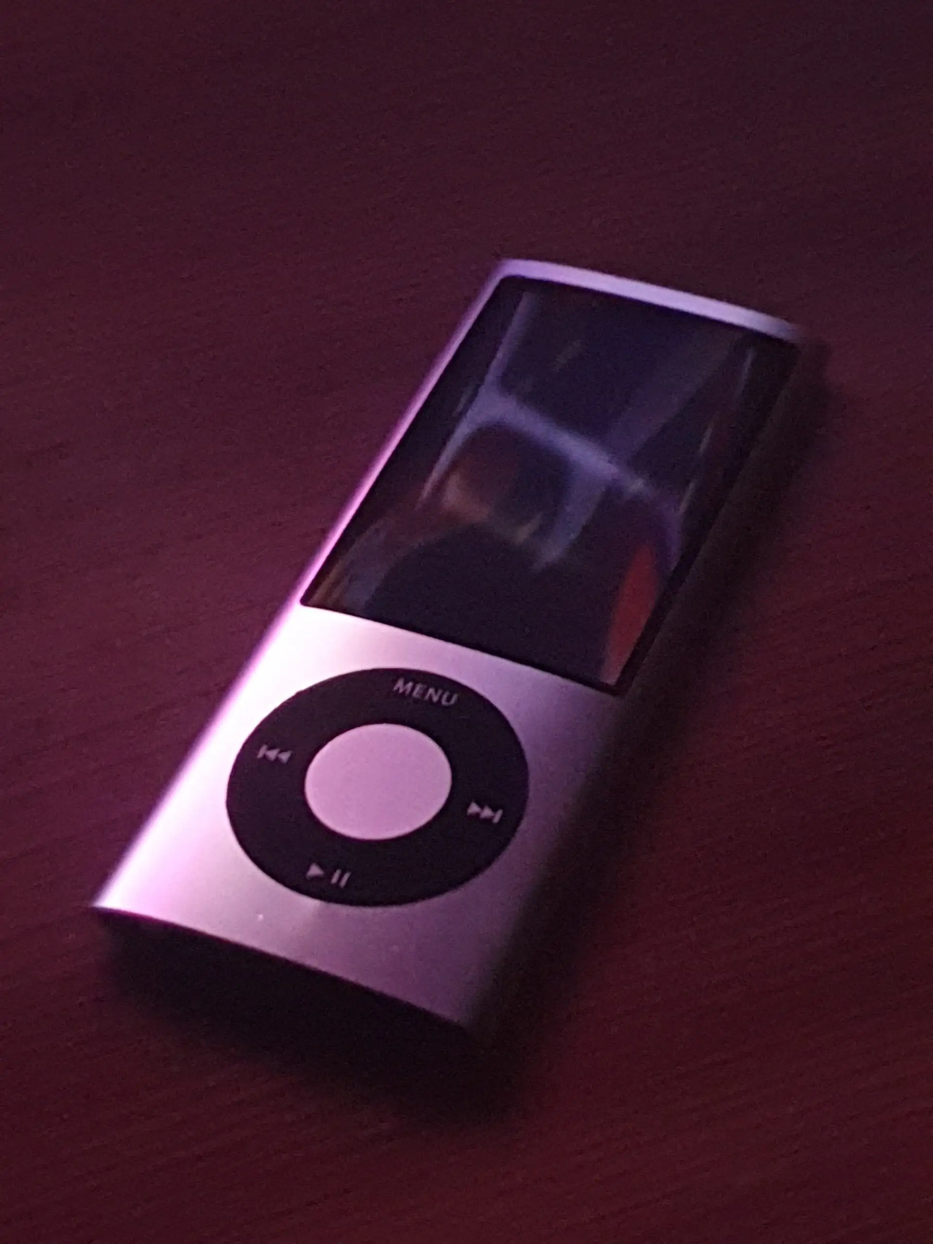 Продам iPod Nano 5 16gb - Плееры (Электроника) в Нижний Новгород
