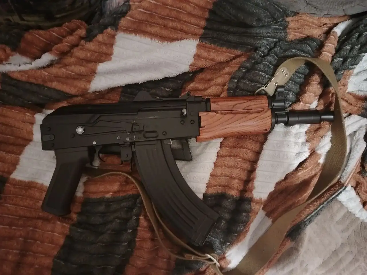 Страйкбольный автомат CM035 АКС74У - Страйкбол (Хобби и отдых) в Нижний Новгород