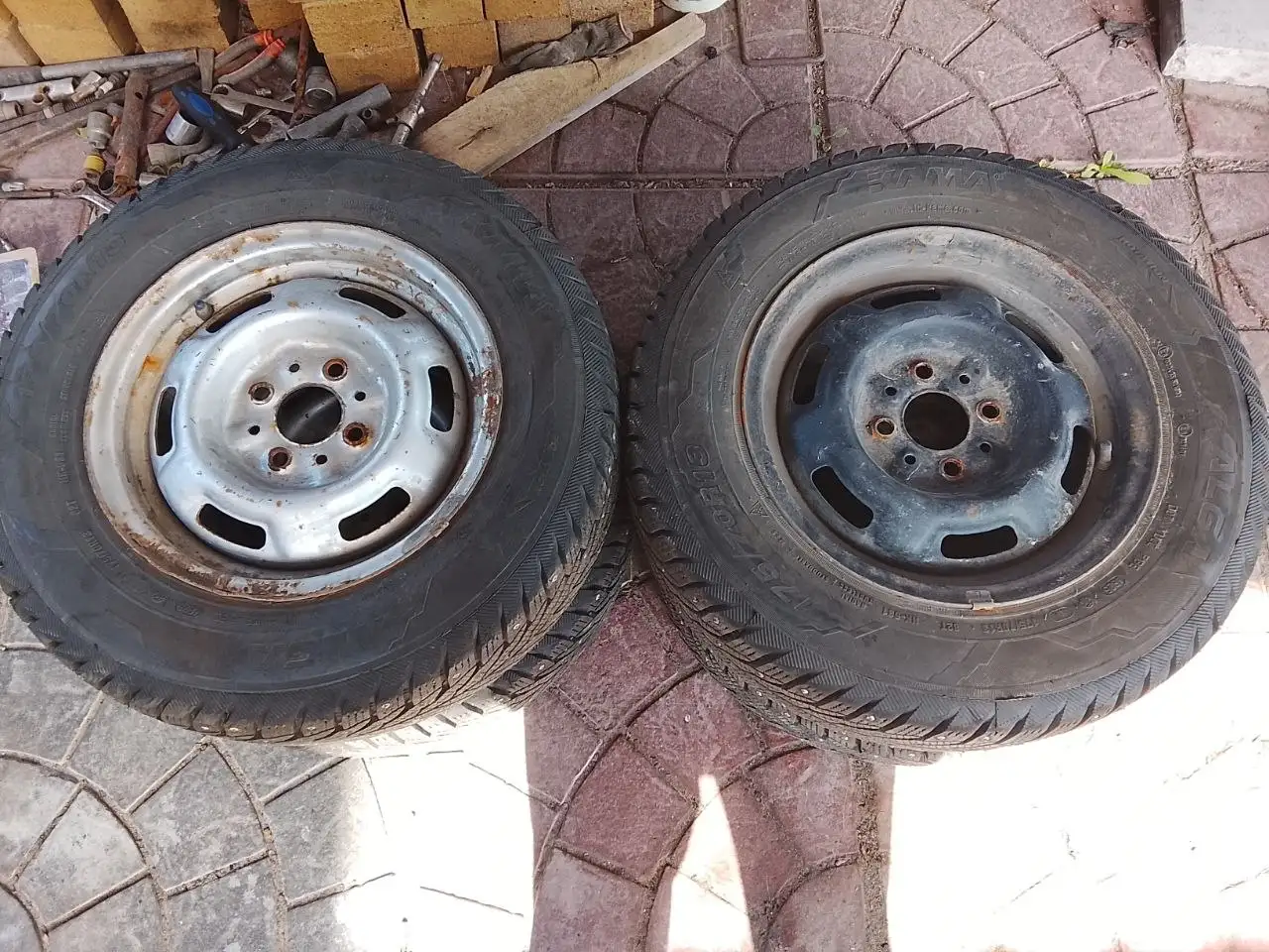 Продам зимние колеса 13R - Шины и диски (Авто) в Нижний Новгород