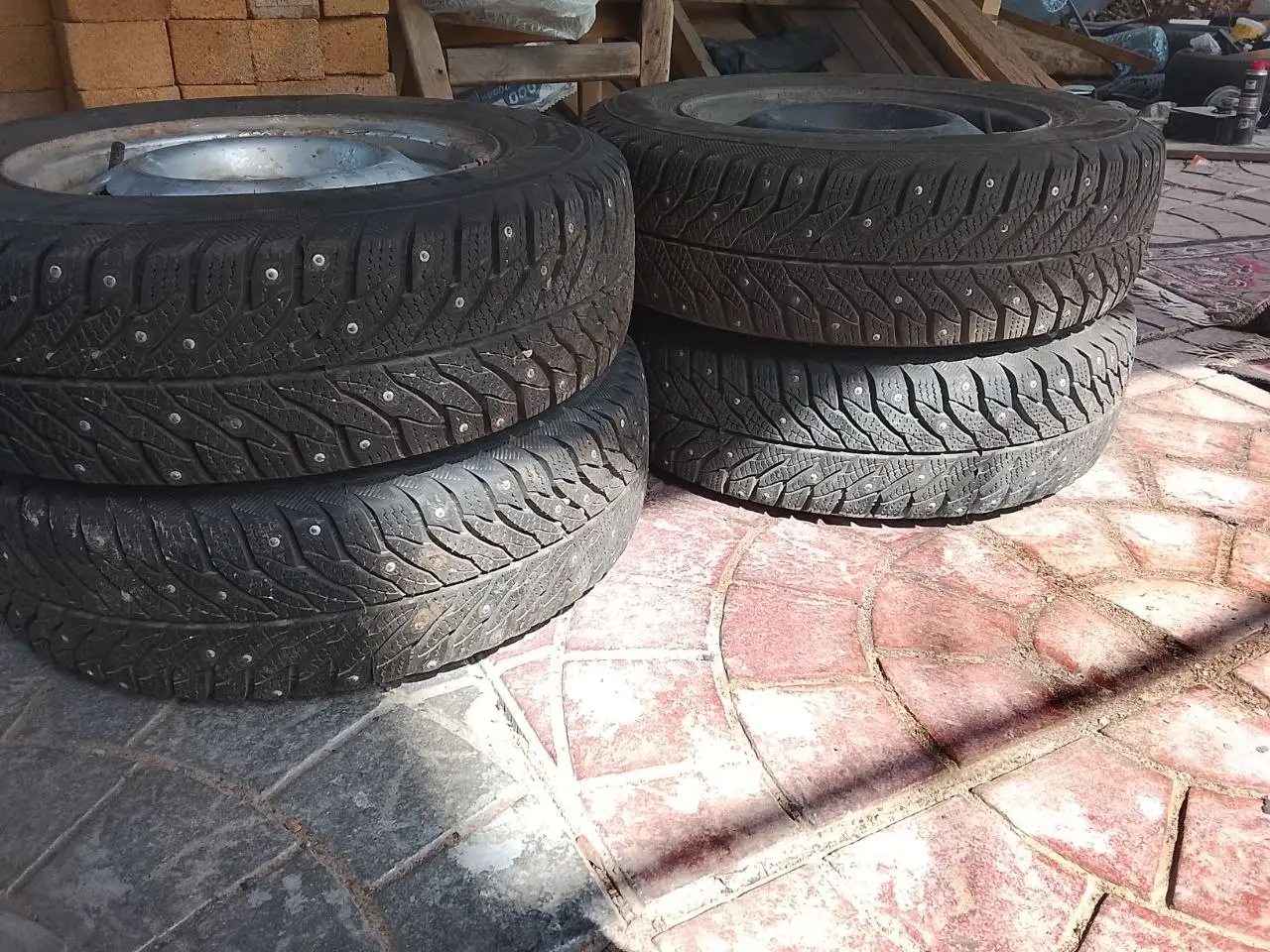 Продам зимние колеса 13R - Шины и диски (Авто) в Нижний Новгород
