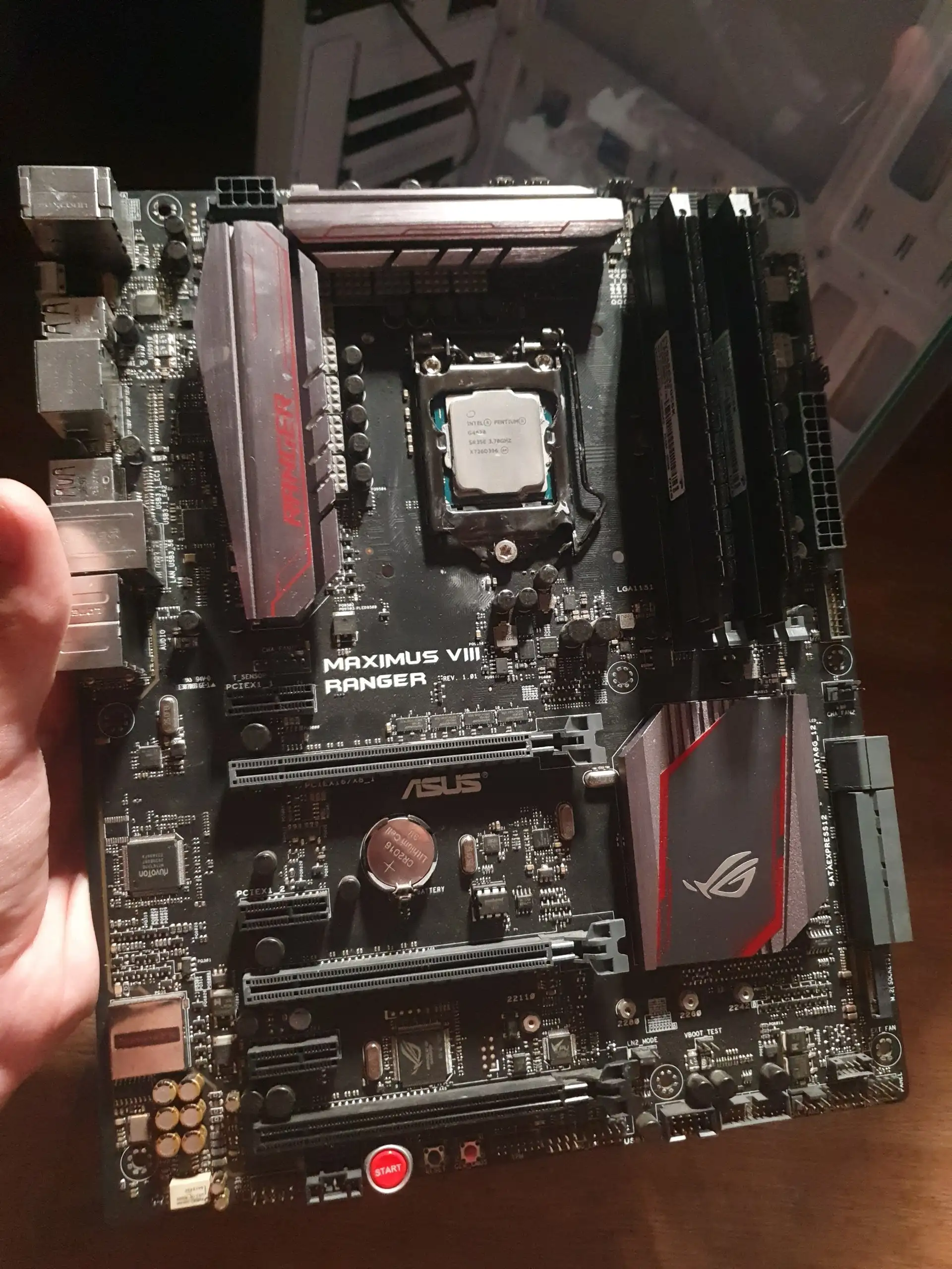 Продается Asus ROG Maximus VIII Ranger с Pentium G4620 - Материнские платы (Электроника) в Нижний Новгород