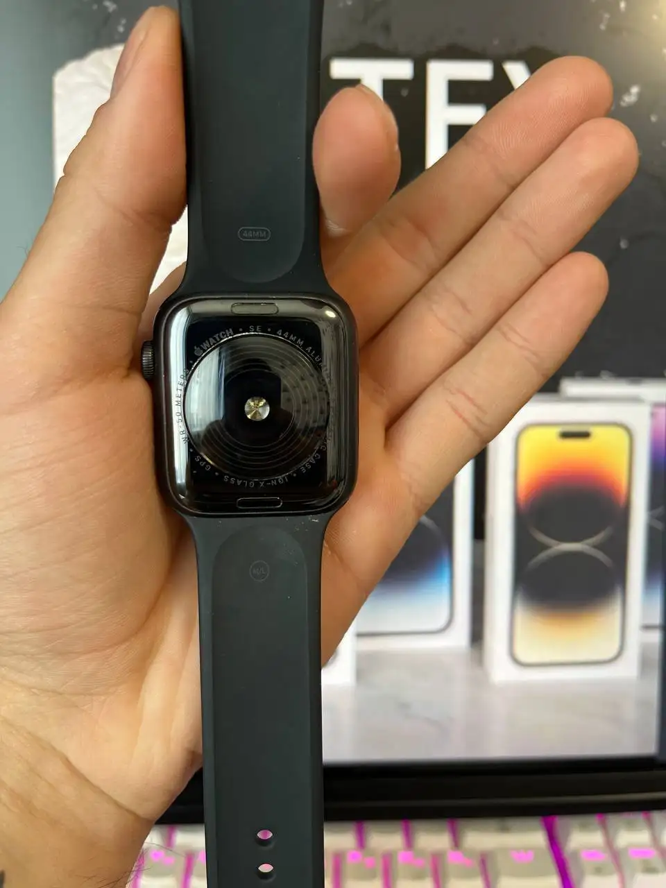Apple Watch SE 44mm - Носимые устройства (Электроника) в Нижний Новгород