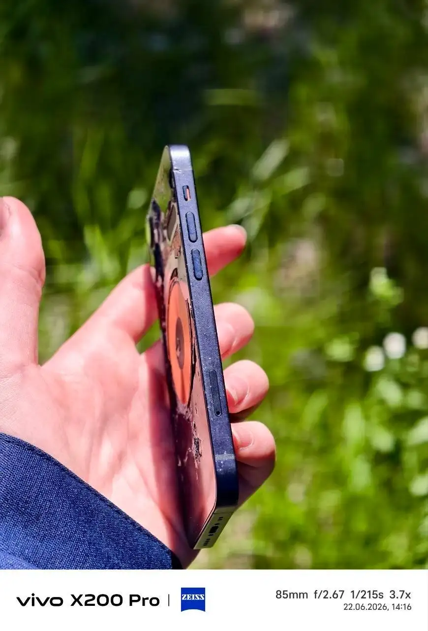 Продаю iPhone 12 mini 256ГБ в плохом состоянии - Смартфоны (Электроника) в Нижний Новгород