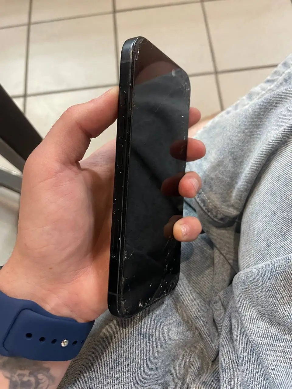 Продам iPhone 16 128GB - Смартфоны (Электроника) в Нижний Новгород