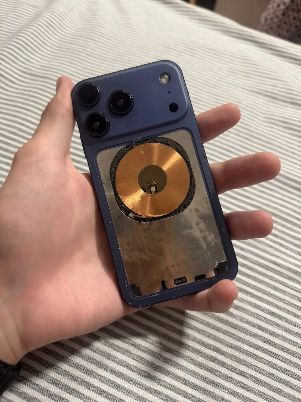 iPhone XR 256GB (без стекла) - Смартфоны (Электроника) в Нижний Новгород