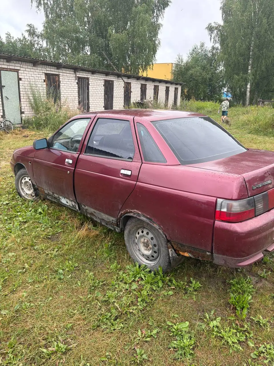 Выгодная продажа ВАЗ-2110: бюджетный автомобиль с дефектами - Авто в Нижний Новгород