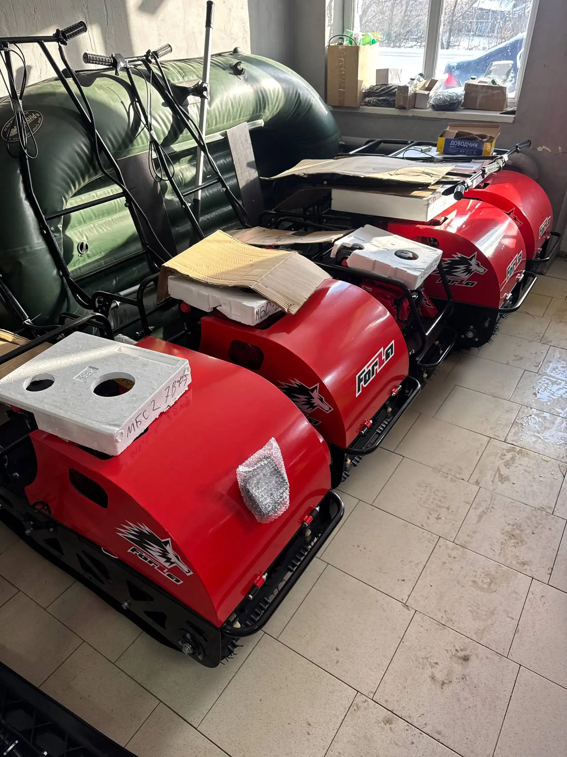 Продажа мотобуксировщиков, квадроциклов, саней и прицепов - Хобби и отдых в Неизвестно