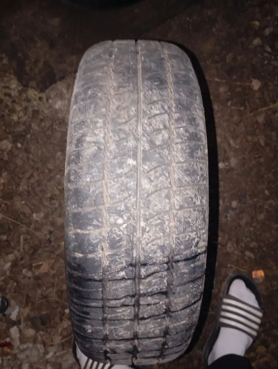 Продажа автозапчастей: колеса, сварка, аккумулятор - Колеса и диски (Запчасти) в Бурасы