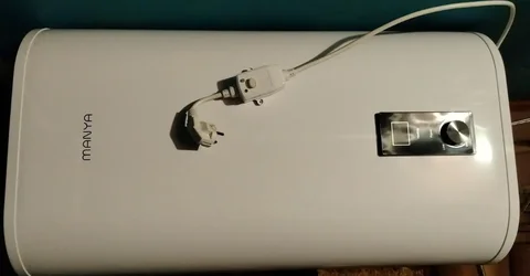 Продам боллер 50л - Промышленное оборудование в Новые Бурасы