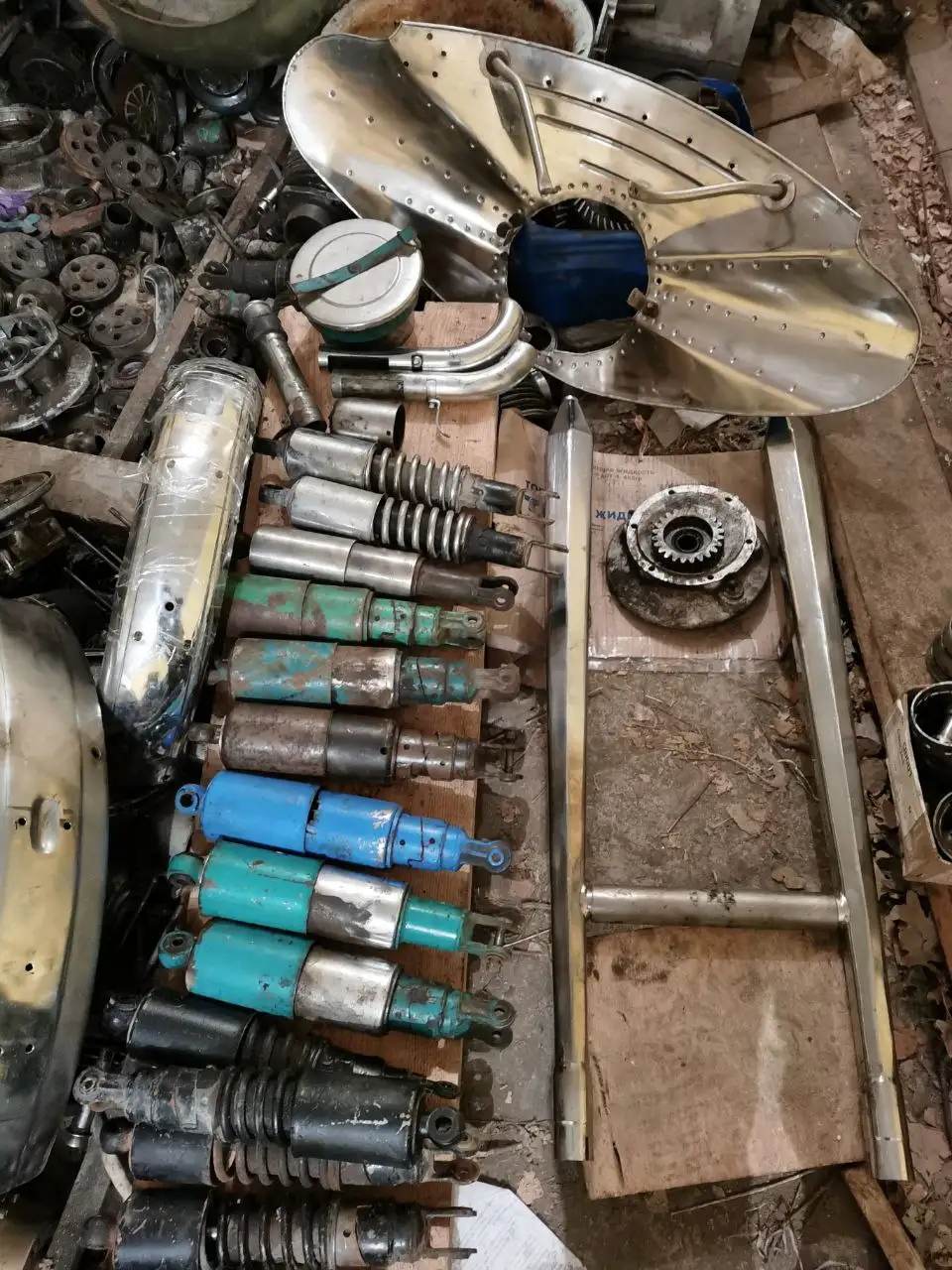 Продам запчасти на Урал Муравей Днепр - Мотоциклы и мопеды (Запчасти) в Бурасы