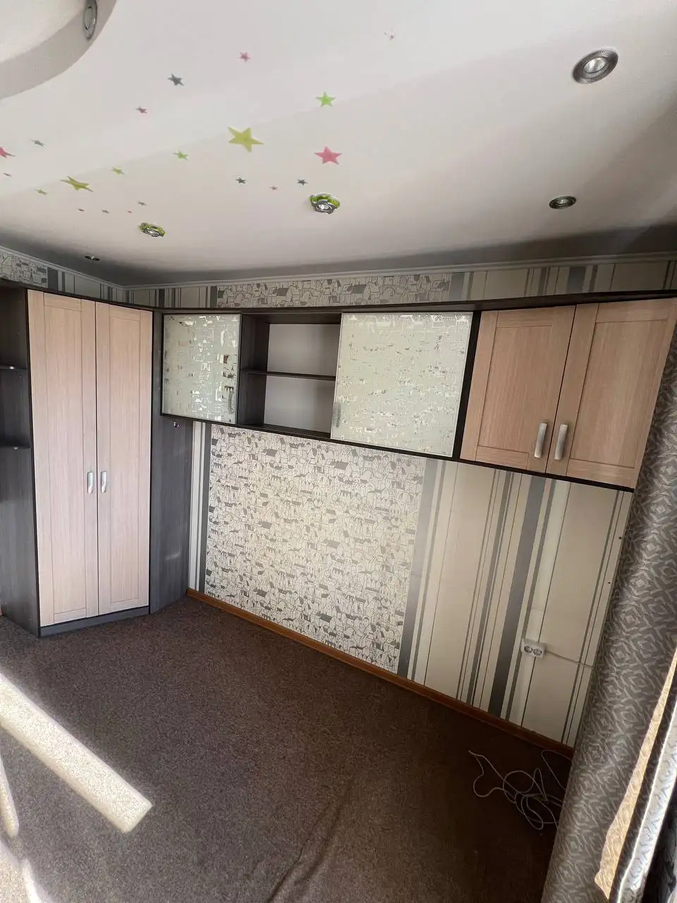 Продам шкаф-стенку - Мебель (Для дома и дачи) в Новые Бурасы