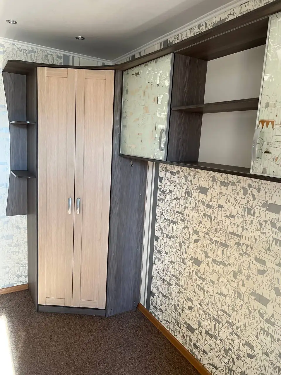 Продам шкаф-стенку - Мебель (Для дома и дачи) в Новые Бурасы