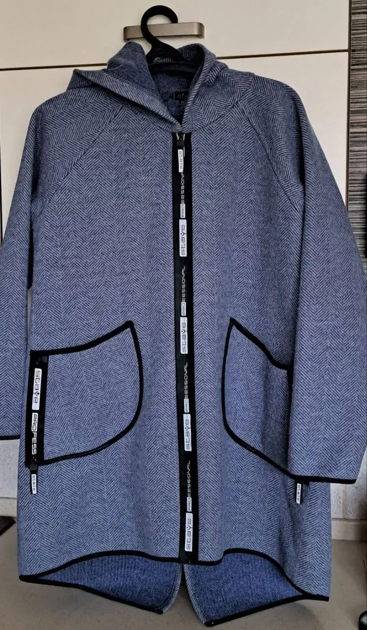 Пиджачок-ветровка в отличном состоянии - Верхняя одежда (Одежда) в Бурасы