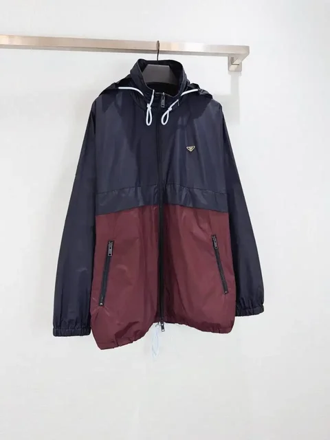 Ветровка PRADA - частное объявление в Бурасы