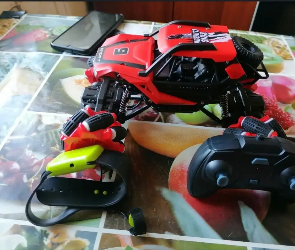 Продажа радиоуправляемого внедорожника с пультом - Радиоуправляемые модели (Хобби и отдых) в Бурасы