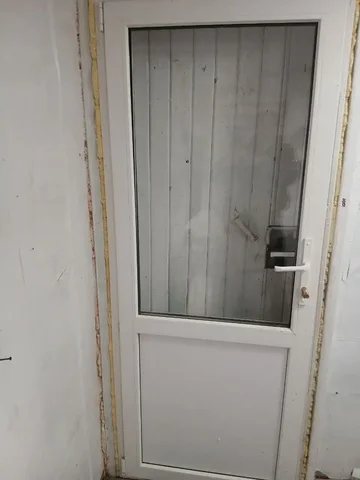 Продажа пластиковой двери - Для дома и дачи в Бурасы