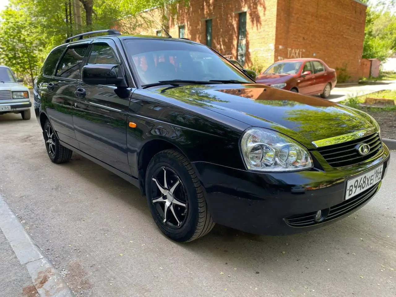 Продажа автомобиля ВАЗ 2012 года - Легковые автомобили (Авто) в Неизвестно