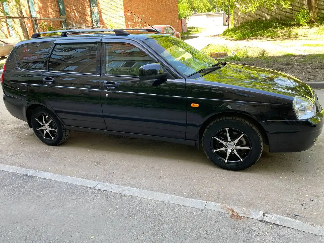 Продажа автомобиля ВАЗ 2012 года - Легковые автомобили (Авто) в Неизвестно