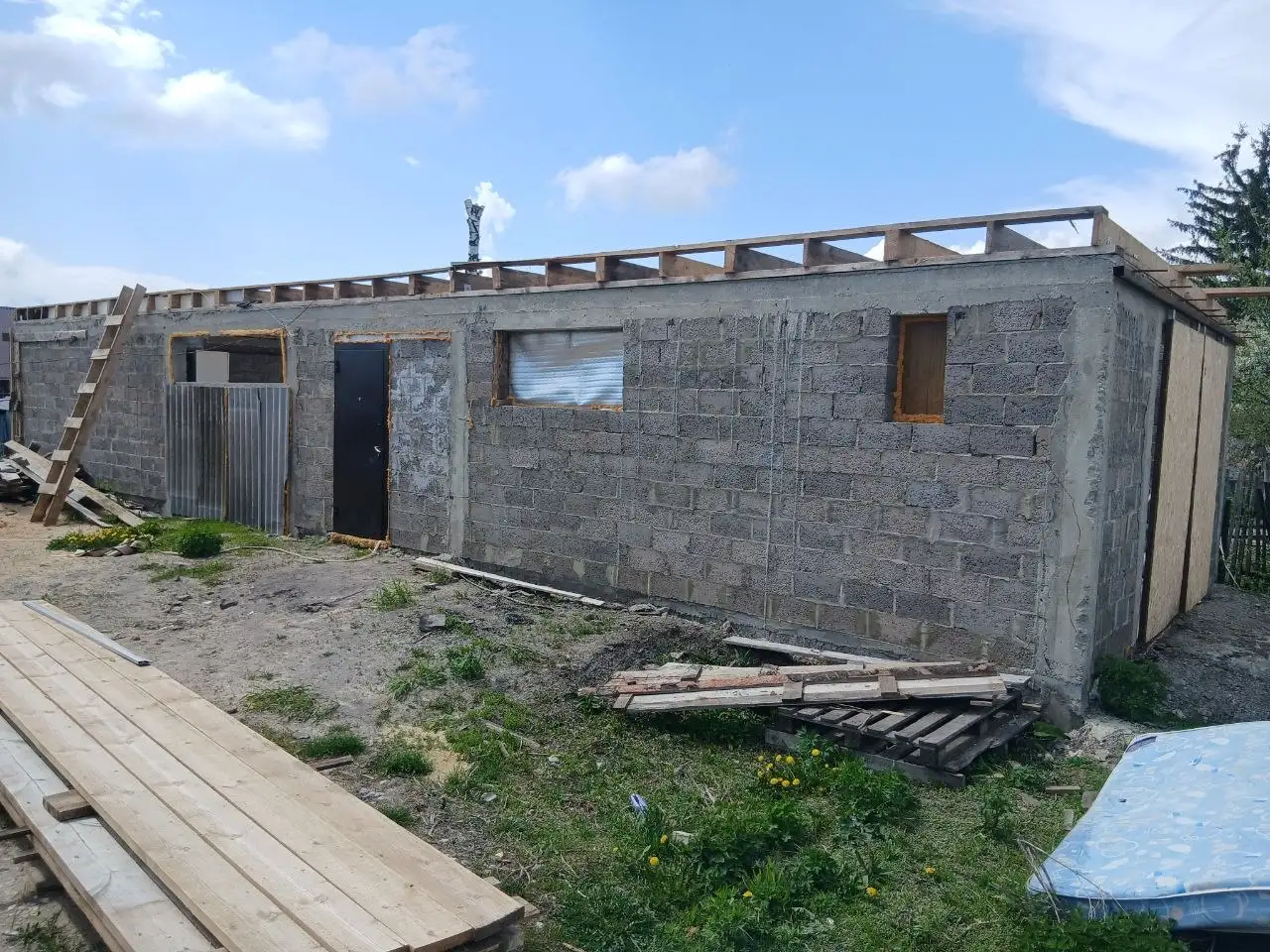 Продам дом, Новые Бурасы - Дома (Недвижимость) в Новые Бурасы