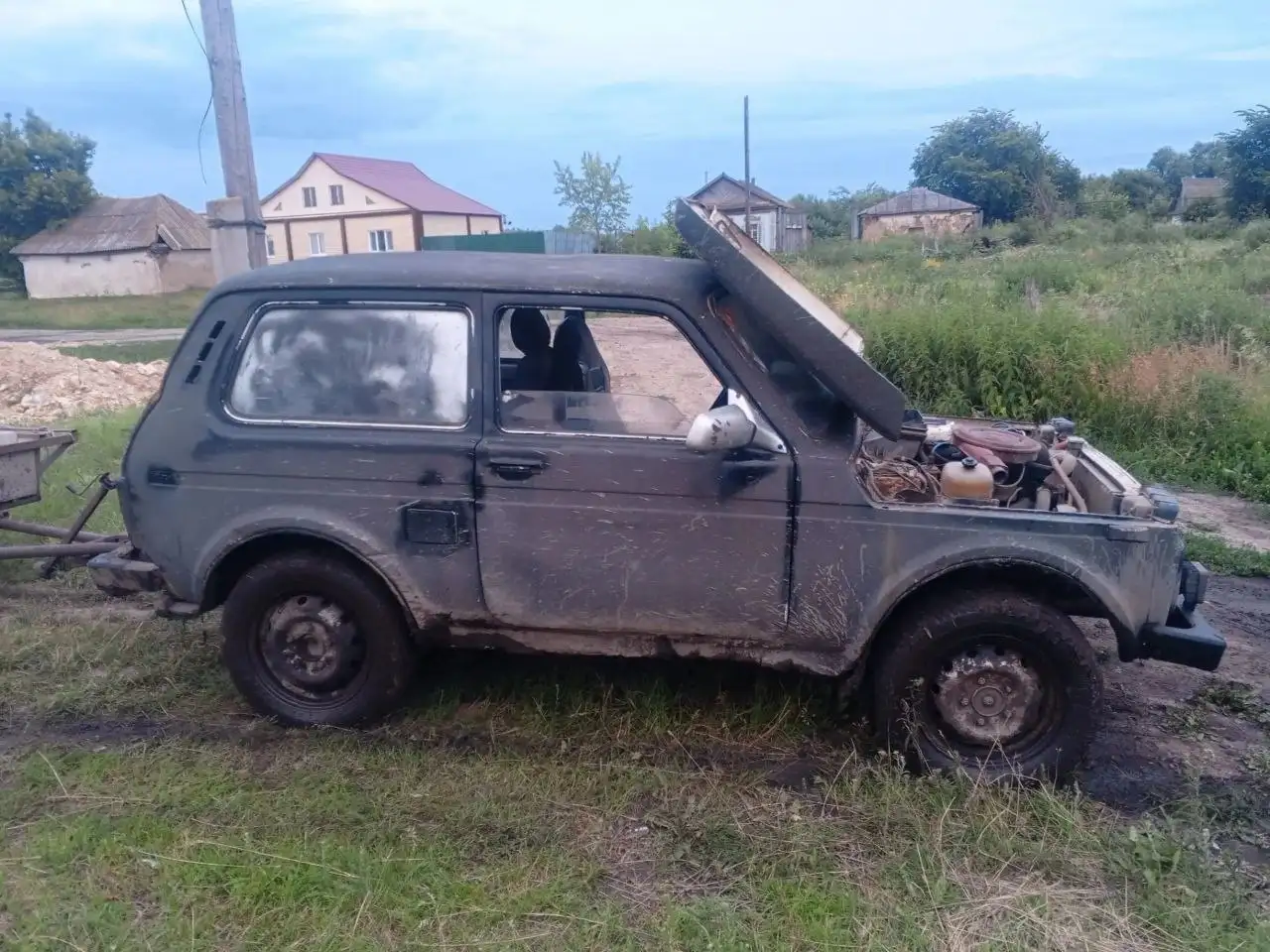 Обменяю Ниву - Внедорожники (Авто) в Новые Бурасы