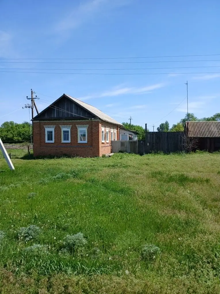 Продается дом в с. Максимовка - Дома, дачи, коттеджи (Недвижимость) в Базарно-Карабулакский район