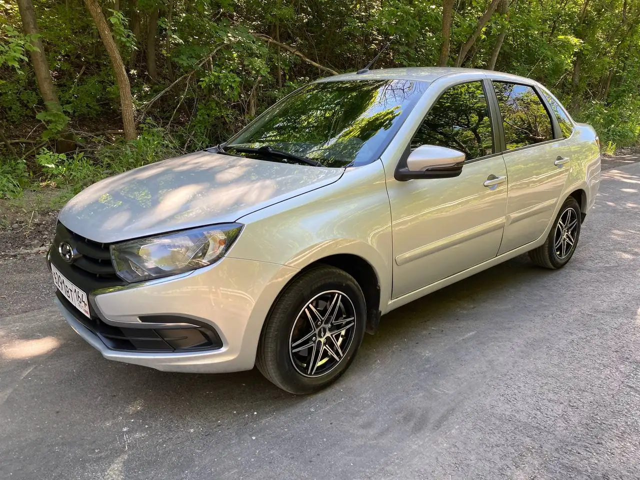 Лада Гранта 2018 года - Легковые автомобили (Авто) в Неизвестно