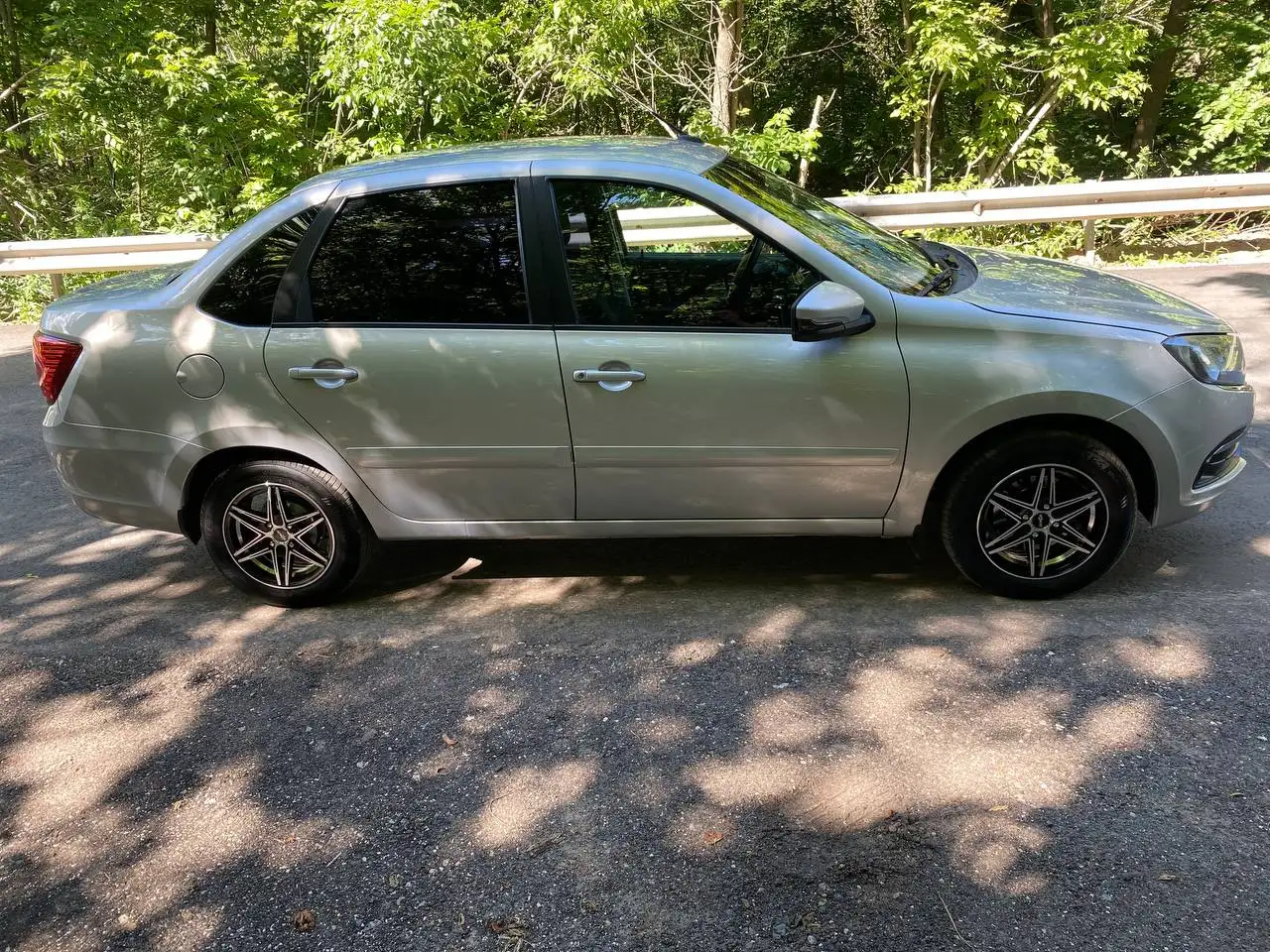 Лада Гранта 2018 года - Легковые автомобили (Авто) в Неизвестно