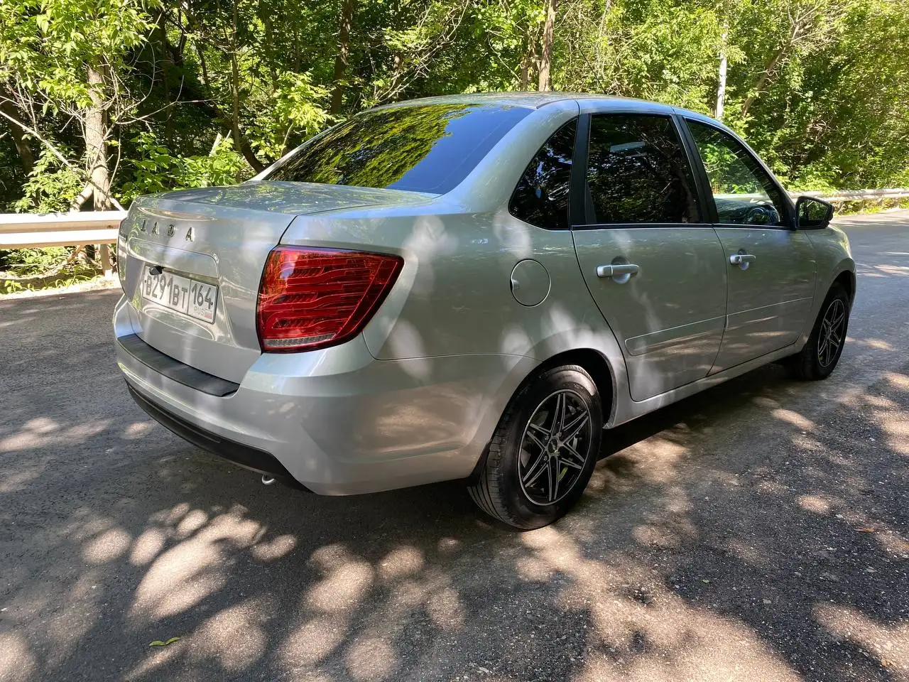 Лада Гранта 2018 года - Легковые автомобили (Авто) в Неизвестно